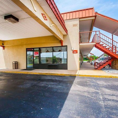Econo Lodge Dyersburg Екстер'єр фото