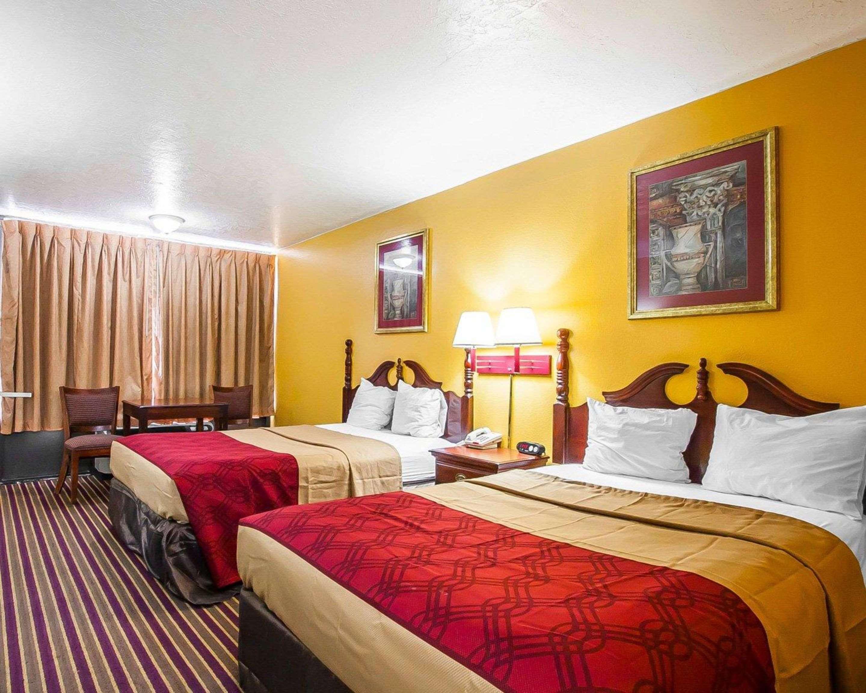 Econo Lodge Dyersburg Екстер'єр фото